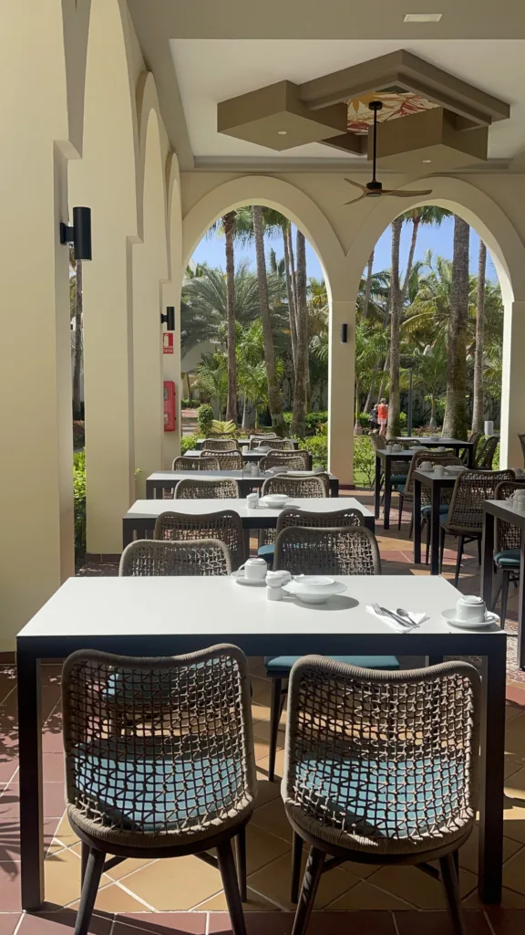 ravintolat-riu-karamboa